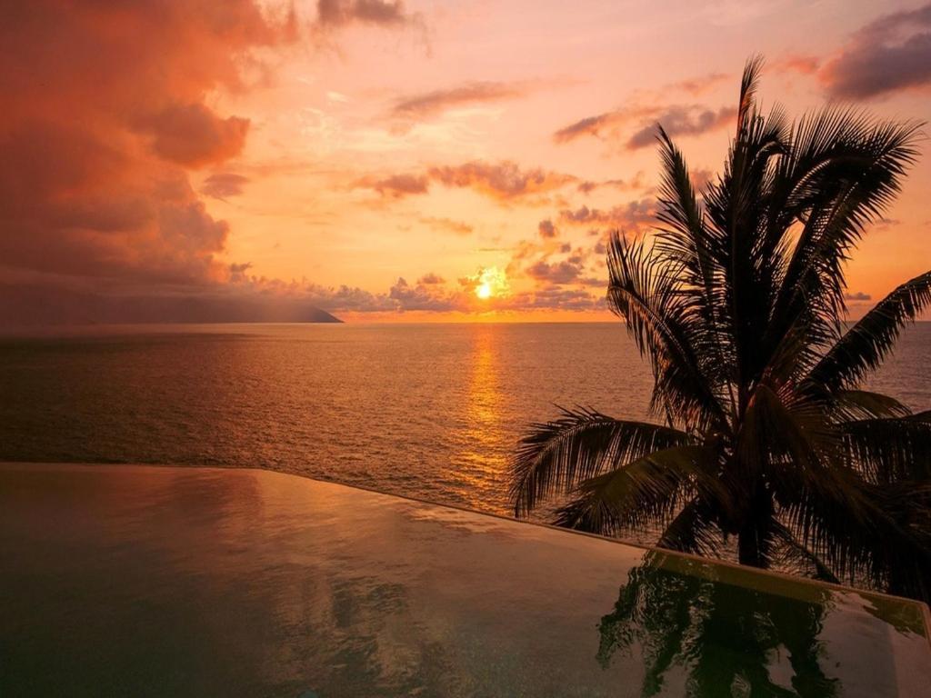 Bahia - 4 Br Villa *